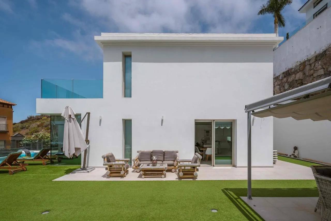 Apartamento Elegante y moderna Villa Miami Costa Adeje  España
