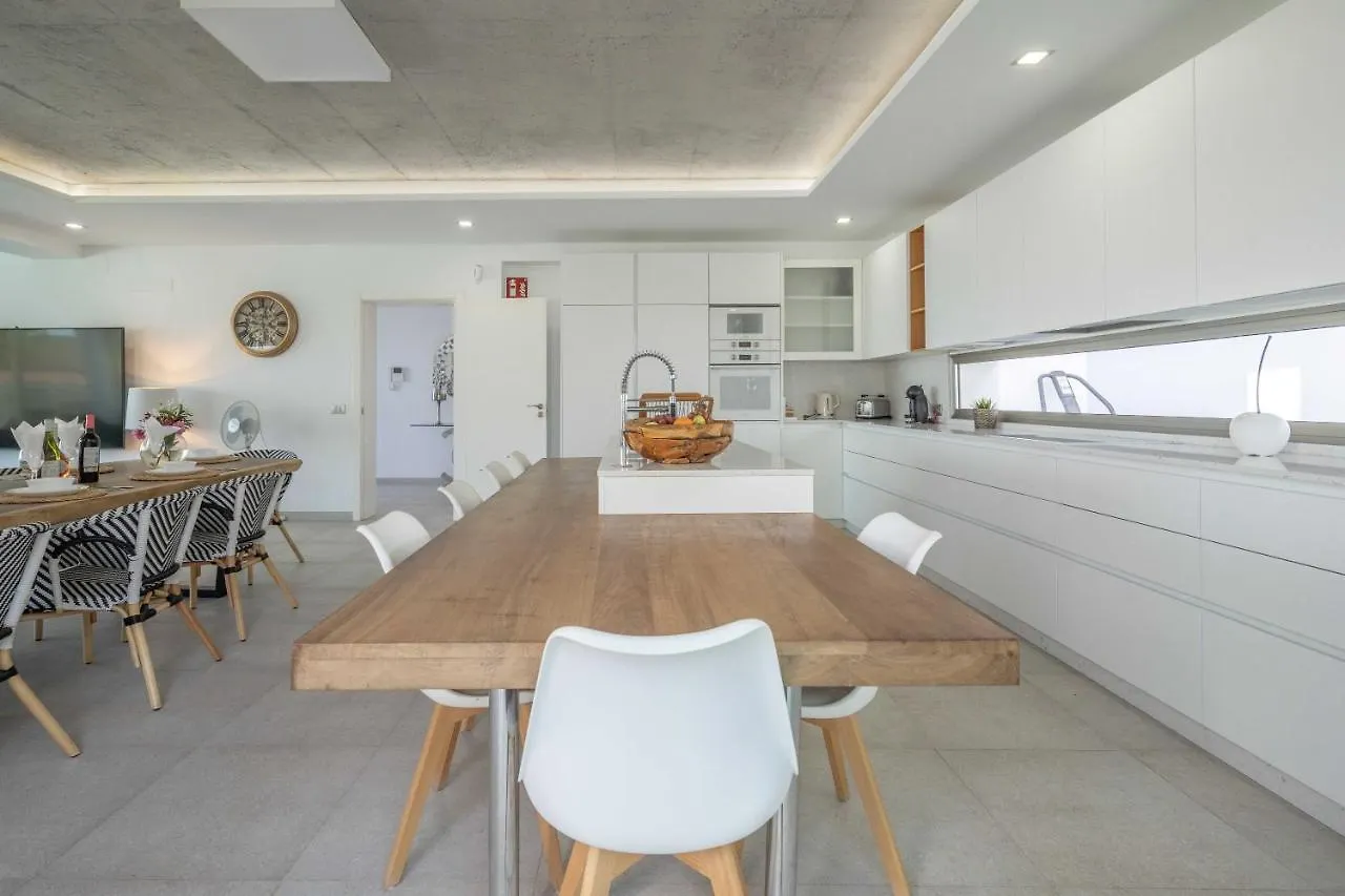 Elegante y moderna Villa Miami Costa Adeje  España
